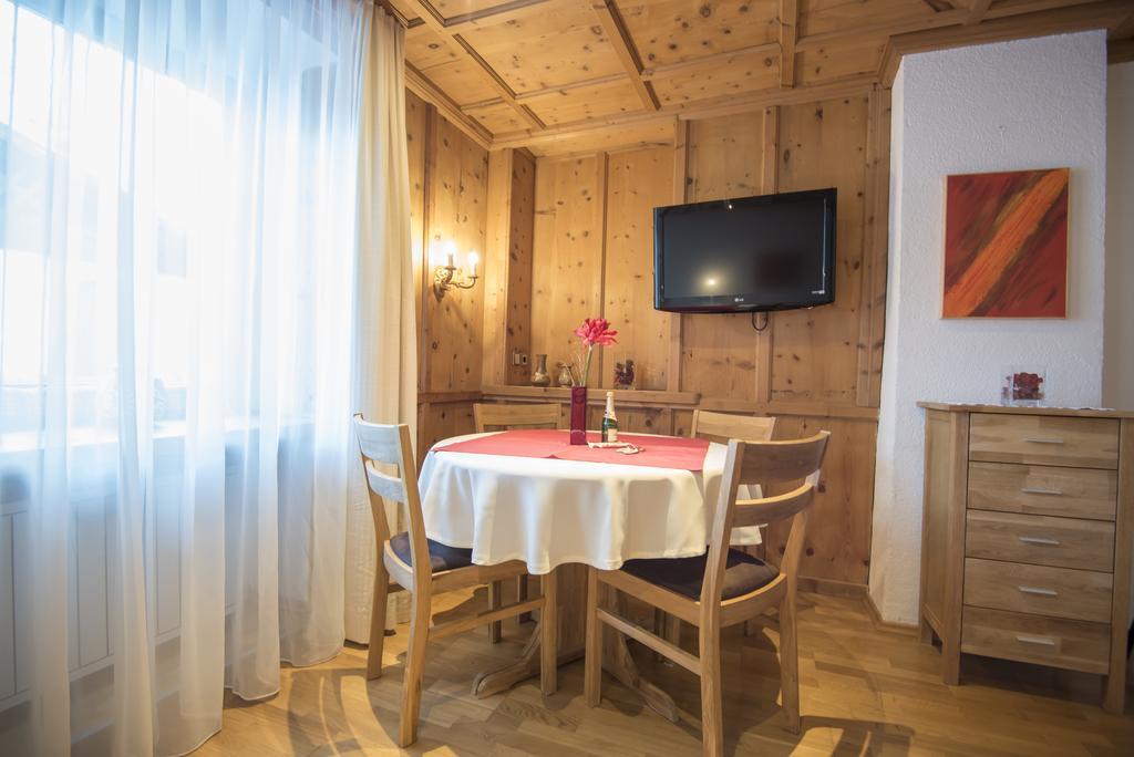 Apartament Haus Andreas Seefeld w Tirolu Pokój zdjęcie